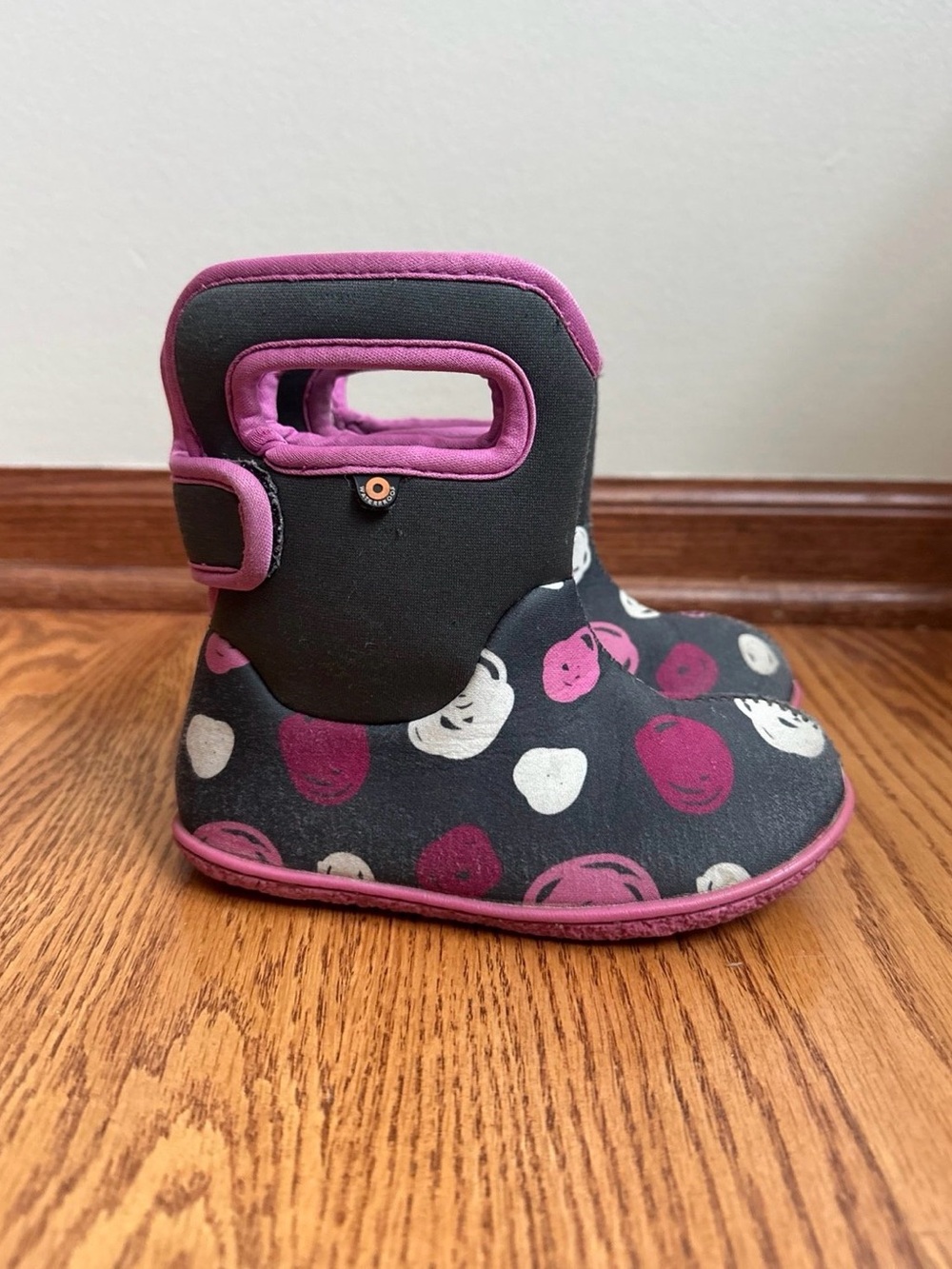Bogs Baby Boots Girls 9 Gray/Pink Sketched Polka Dot
